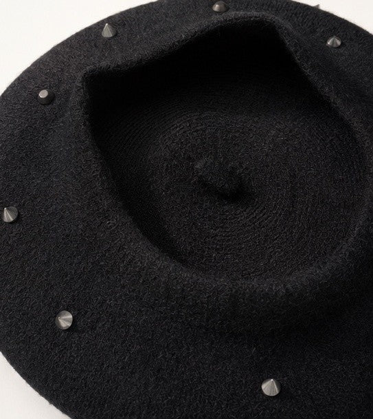 Raven Beret