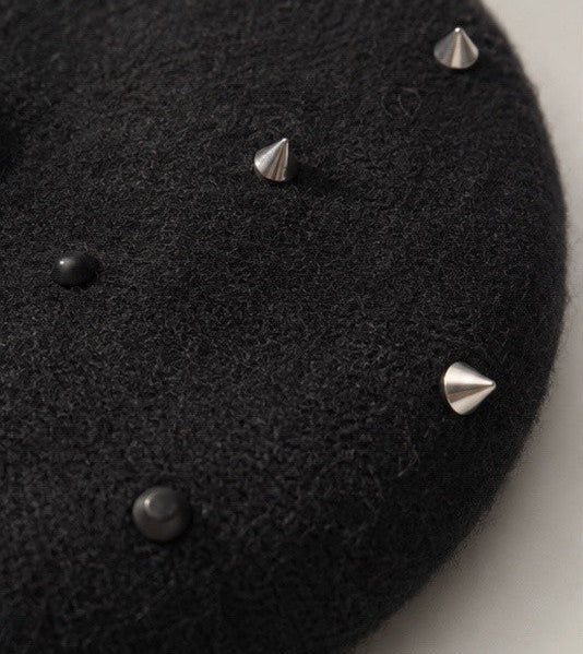 Raven Beret
