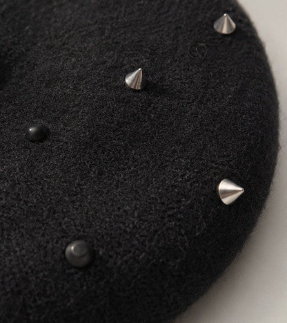Raven Beret